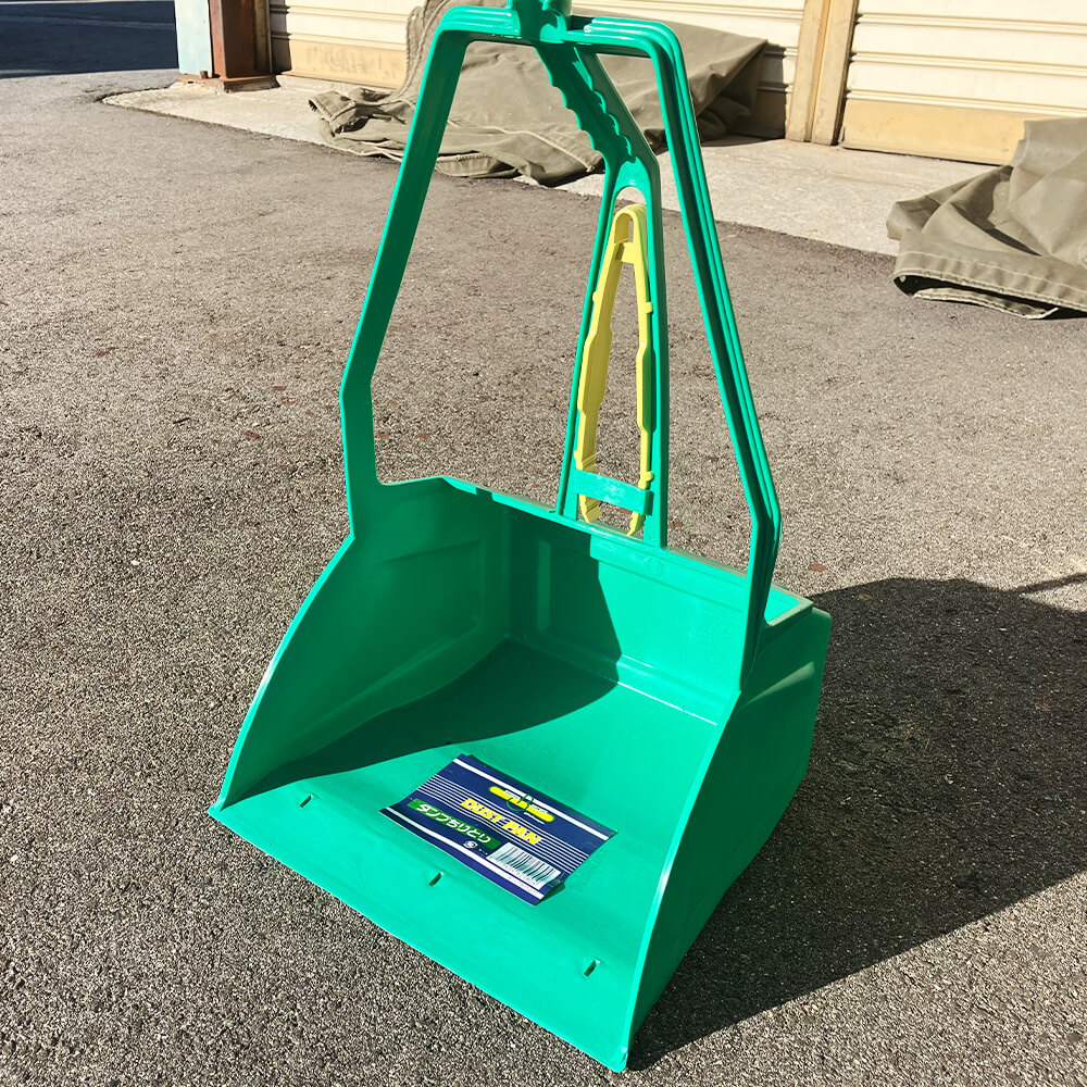 八ツ矢工業 ダンプちりとり グリーン 大容量ちりとり