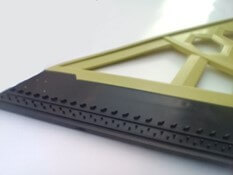 ゴムブレードのツブツブの部分